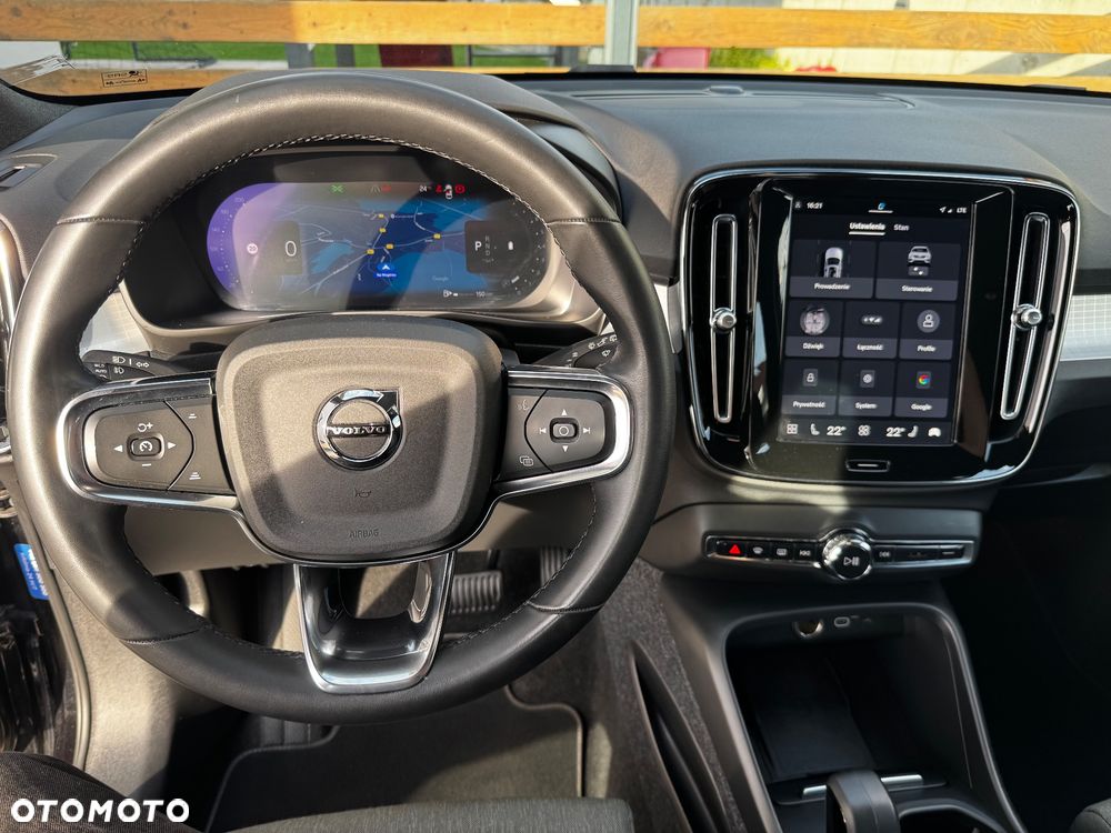 Volvo XC 40 B3 Plus Bright - 18