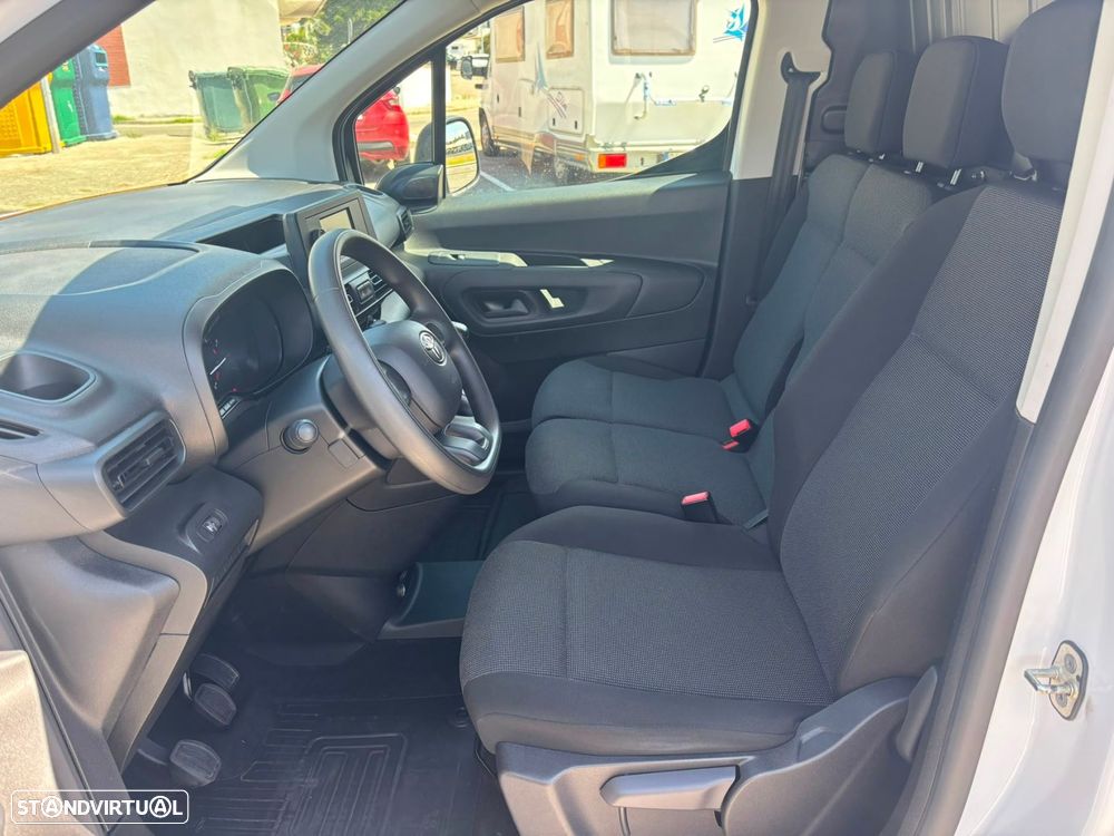 Toyota Proace City 1.5D L1 COMFORT 102cv - AC - GPS - IVA DEDUTÃVEL - 26