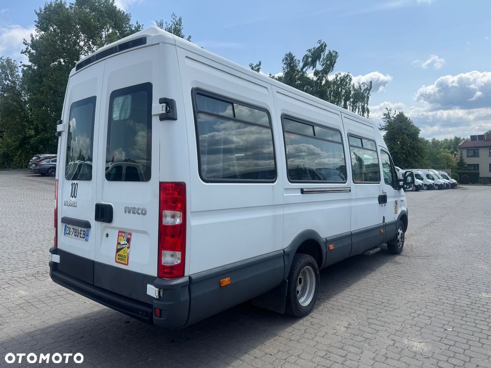 Irisbus Daily Klima Webasto Tylko 111 tyś km z Wojska Francuskiego - 9