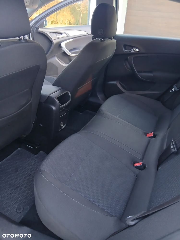 Opel Insignia 2.0 CDTI Cosmo S&S - 12