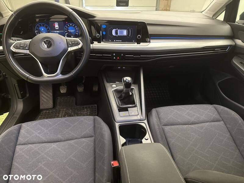 Volkswagen Golf - 21