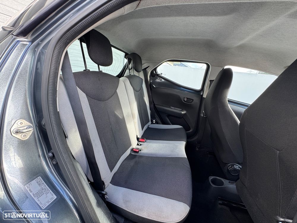 Toyota Aygo 1.0 - 14