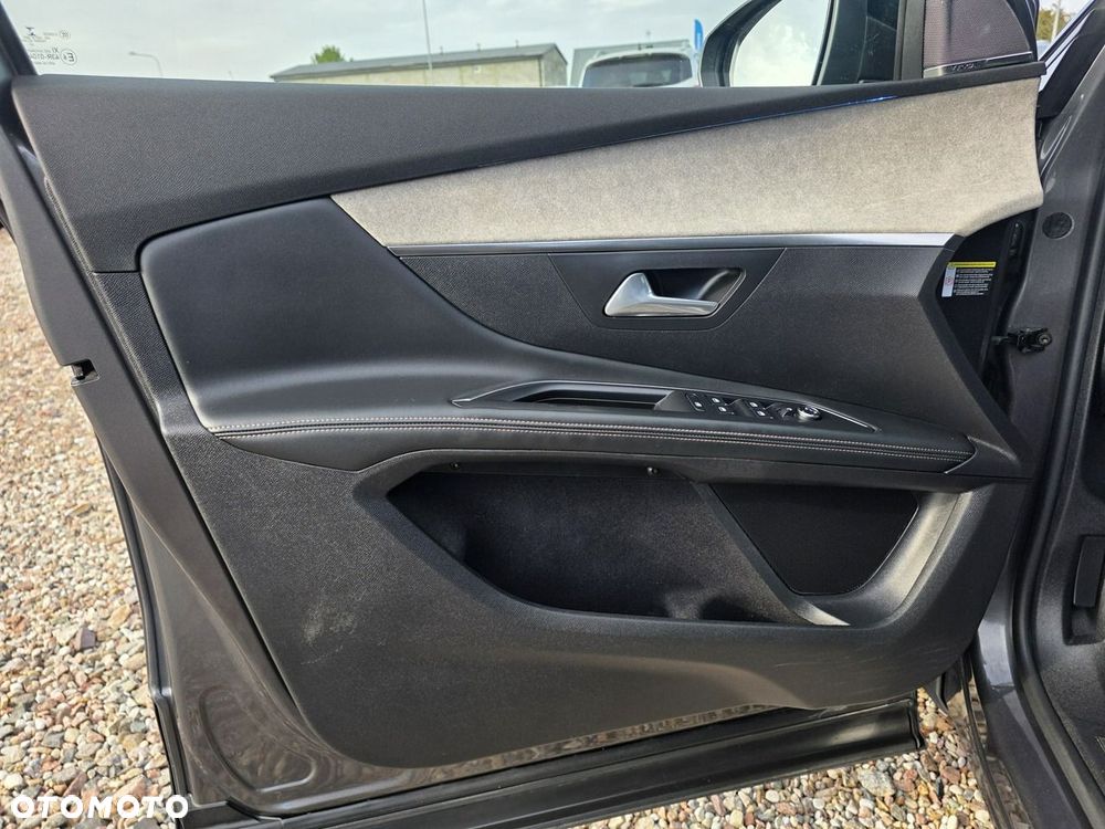 Peugeot 5008 2.0 BlueHDI GT S&S EAT8 - 35
