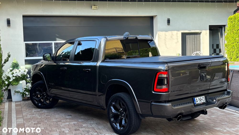 RAM 1500 5.7 eTorque Crew Cab Shortbed Limited Black - 4