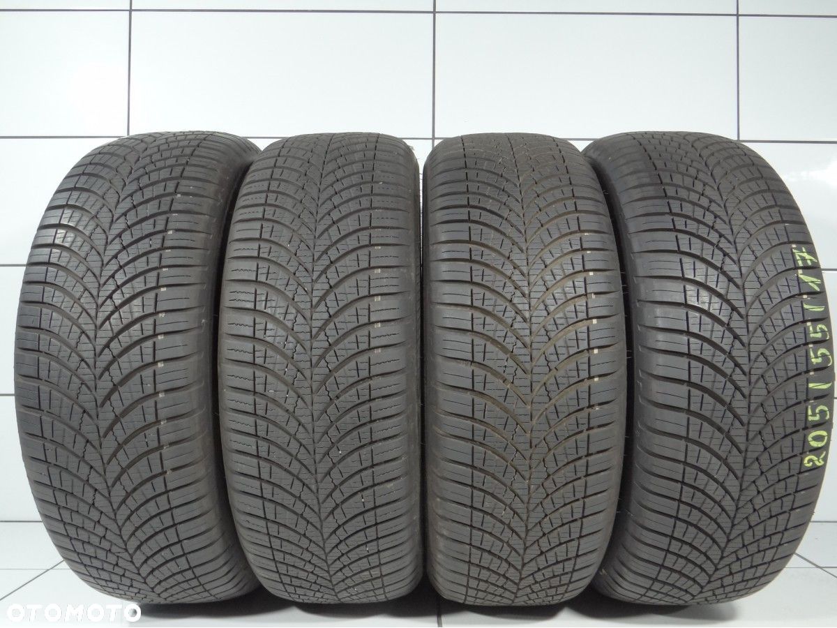Opony całoroczne 205/55R17 95V Goodyear - 1