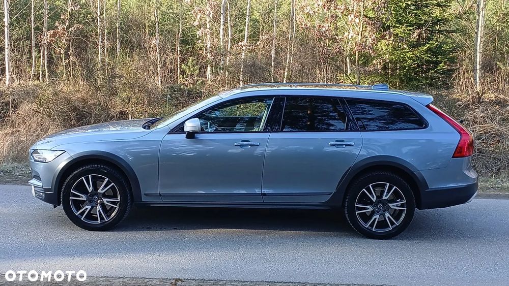 Volvo V90 Cross Country D5 AWD - 5