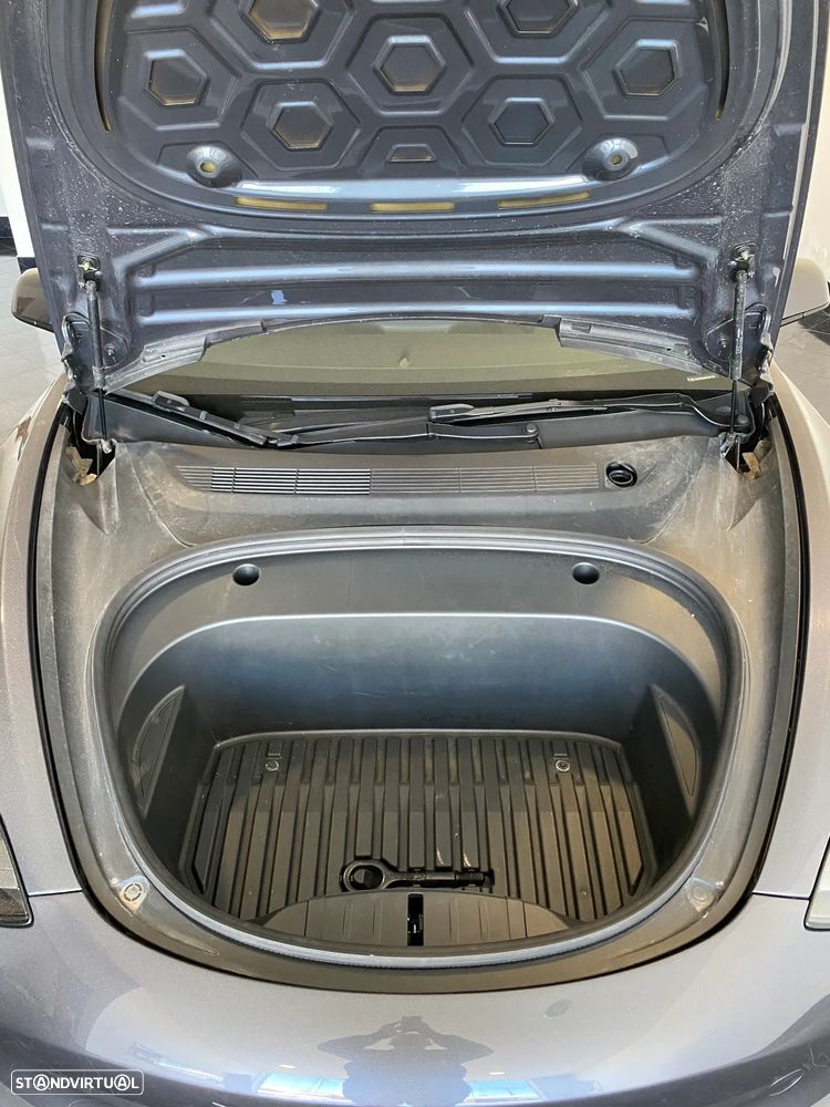 Tesla Model 3 Long Range Tração Traseira - 36