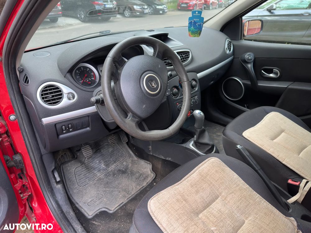 Renault Clio III 1.5dCi Dynamique - 7