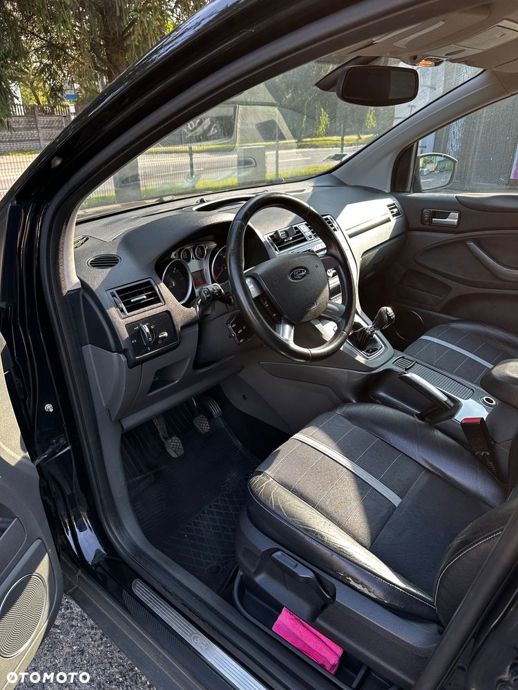 Ford Kuga 2.0 TDCi Titanium - 11