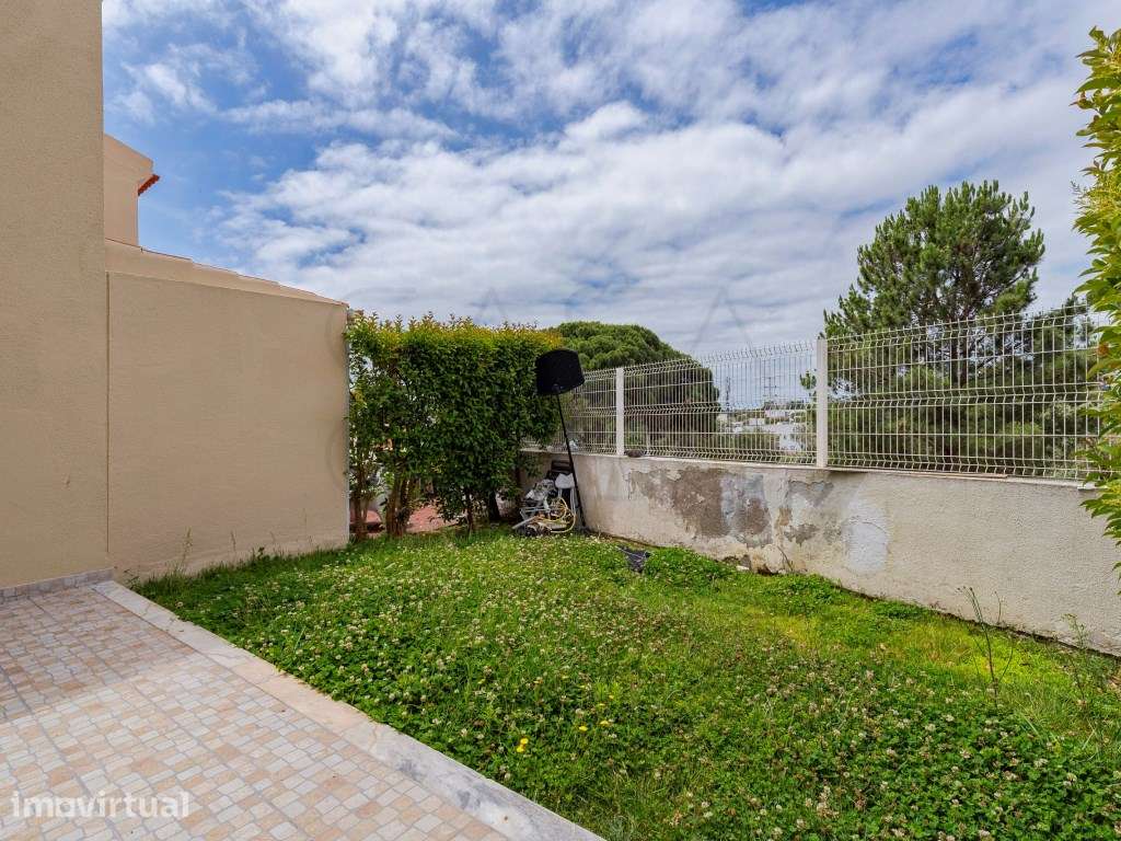 Moradia de 4 assoalhadas com garagem de 67m2 em Condomínio Privato - Grande imagem: 4/28