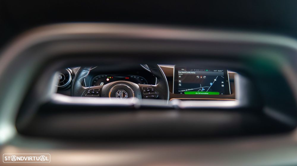 MG EHS 1.5 T-GDI Plug-in Hybrid Luxury - 26