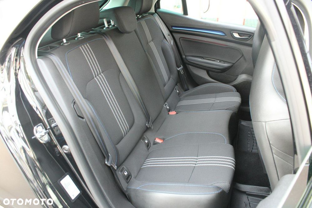 Renault Megane 1.6 TCe GT EDC - 13
