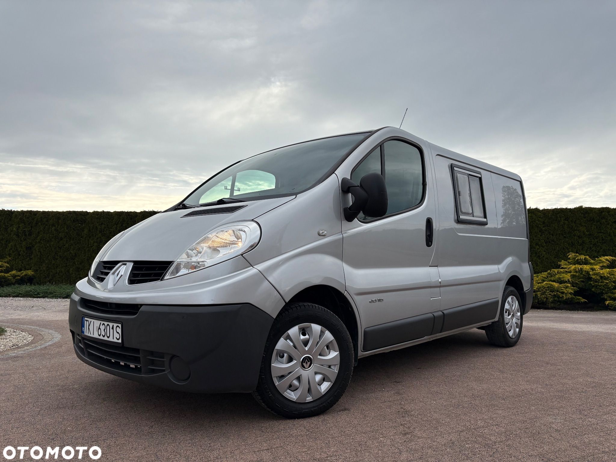 Renault Trafic - 1