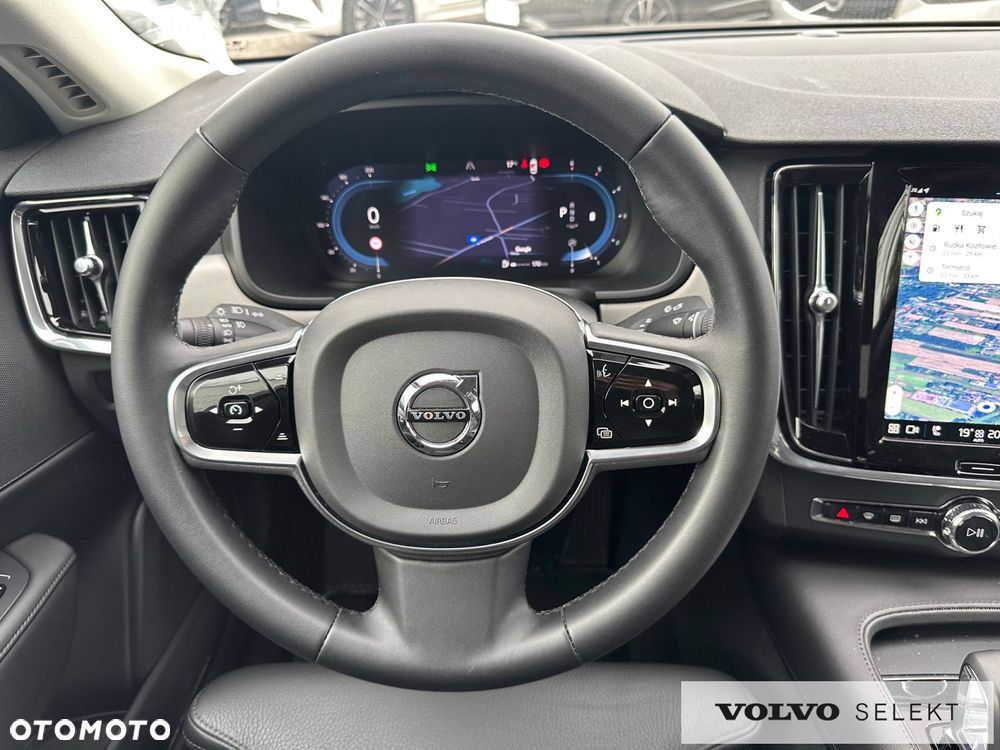 Volvo S90 - 26