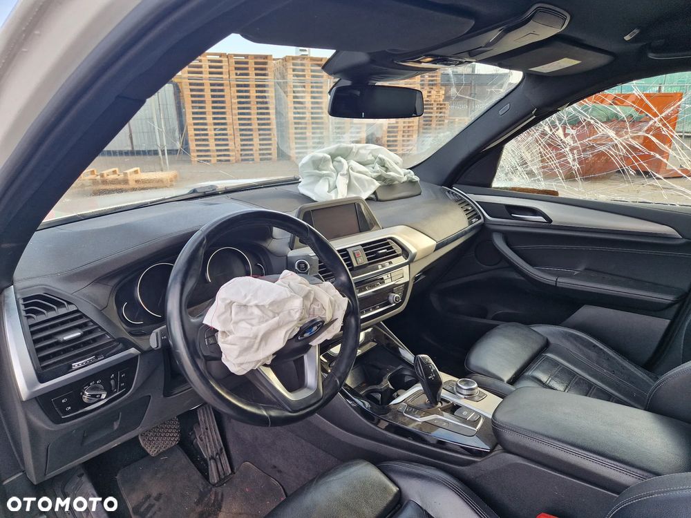 BMW X3 xDrive20d Luxury Line sport - 9