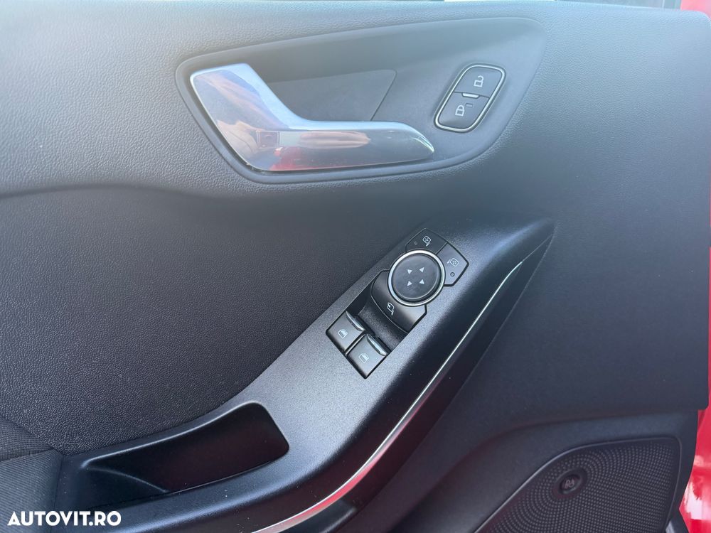 Ford Fiesta 1.0 EcoBoost S&S ST-LINE - 15