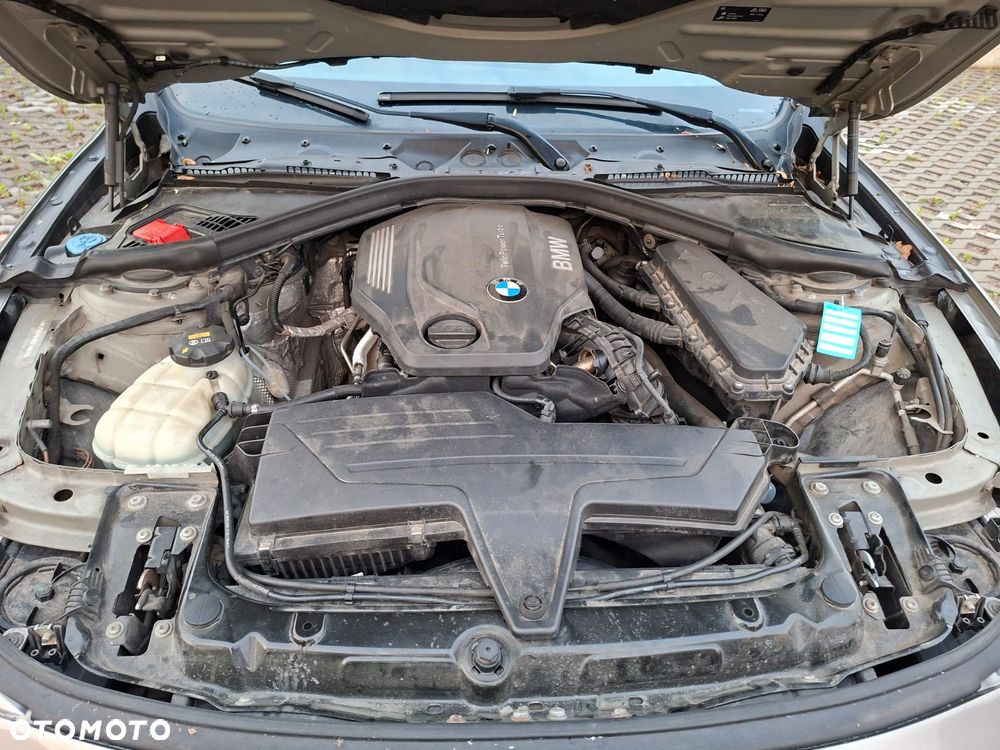 BMW Seria 3 318d - 7