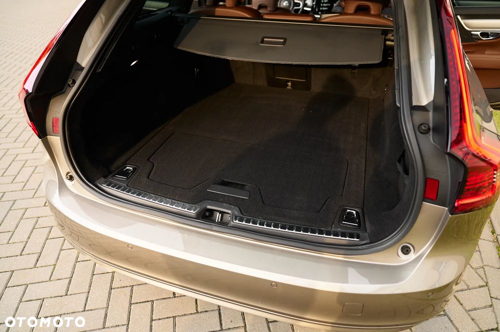 Volvo V90 B4 B Geartronic Momentum Pro - 25