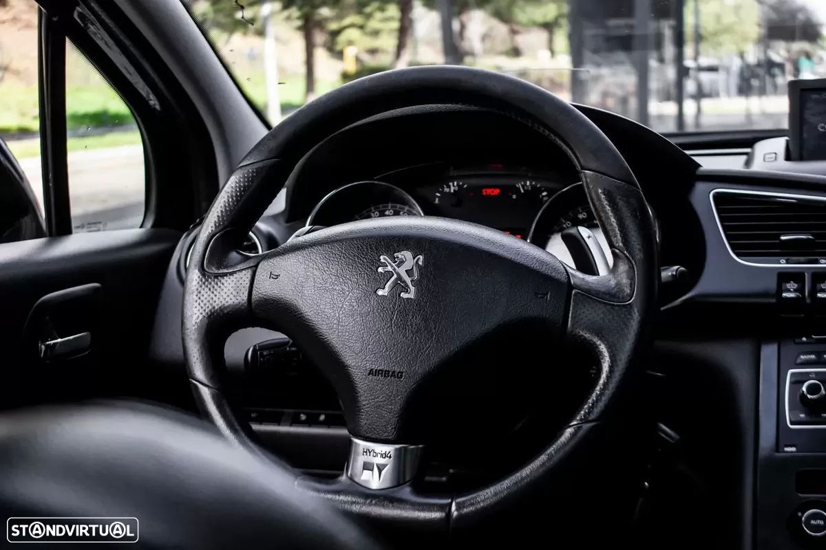 Peugeot 3008 2.0 HDi Hybrid4 - 36