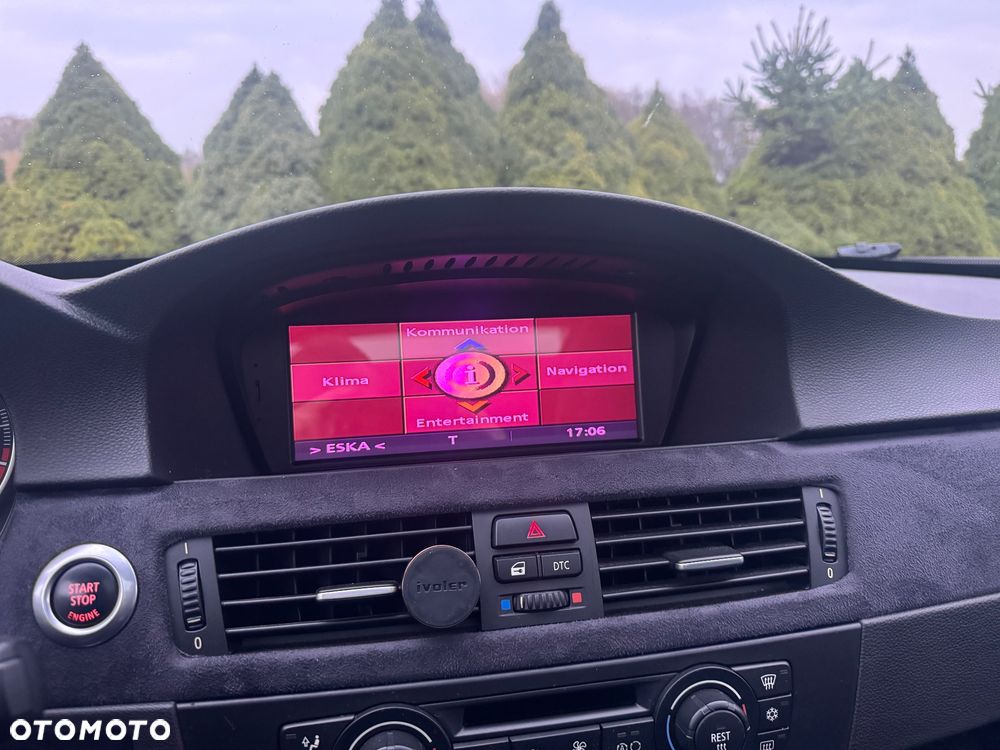 BMW Seria 3 320d DPF Touring - 13