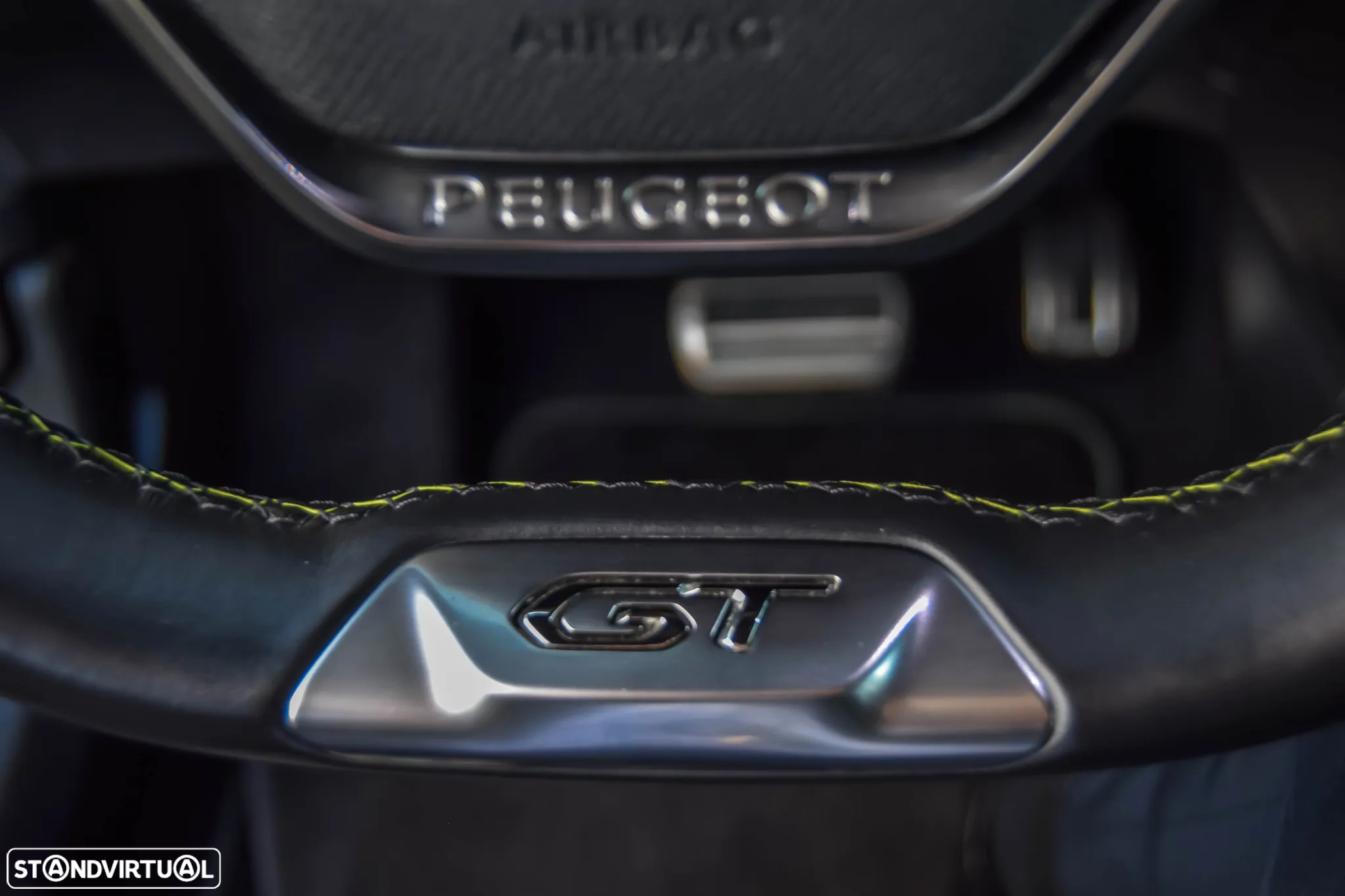 Peugeot 2008 1.2 PureTech GT Line EAT8 - 23