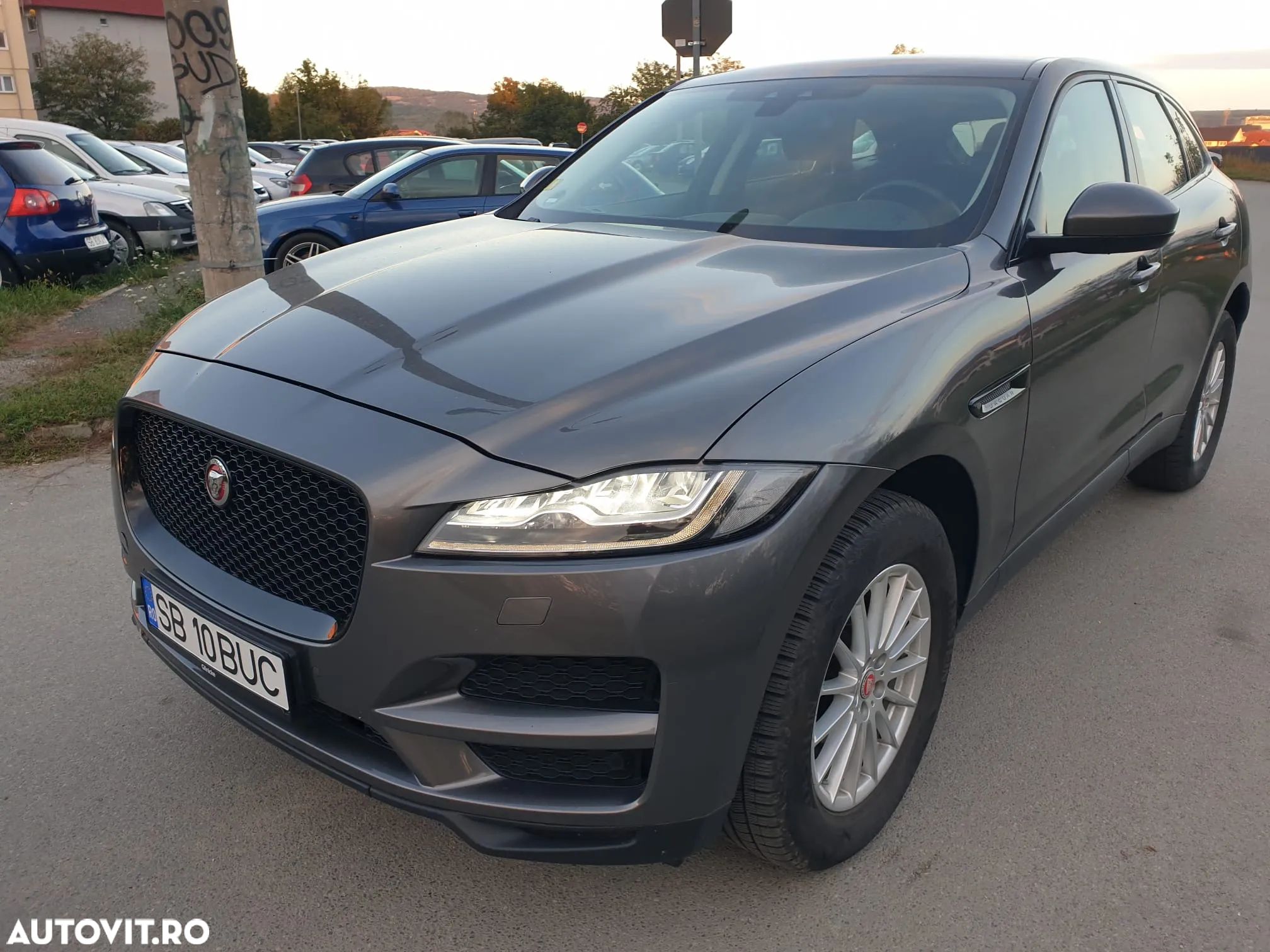 Jaguar F-Pace 20d AWD Aut. Portfolio - 1