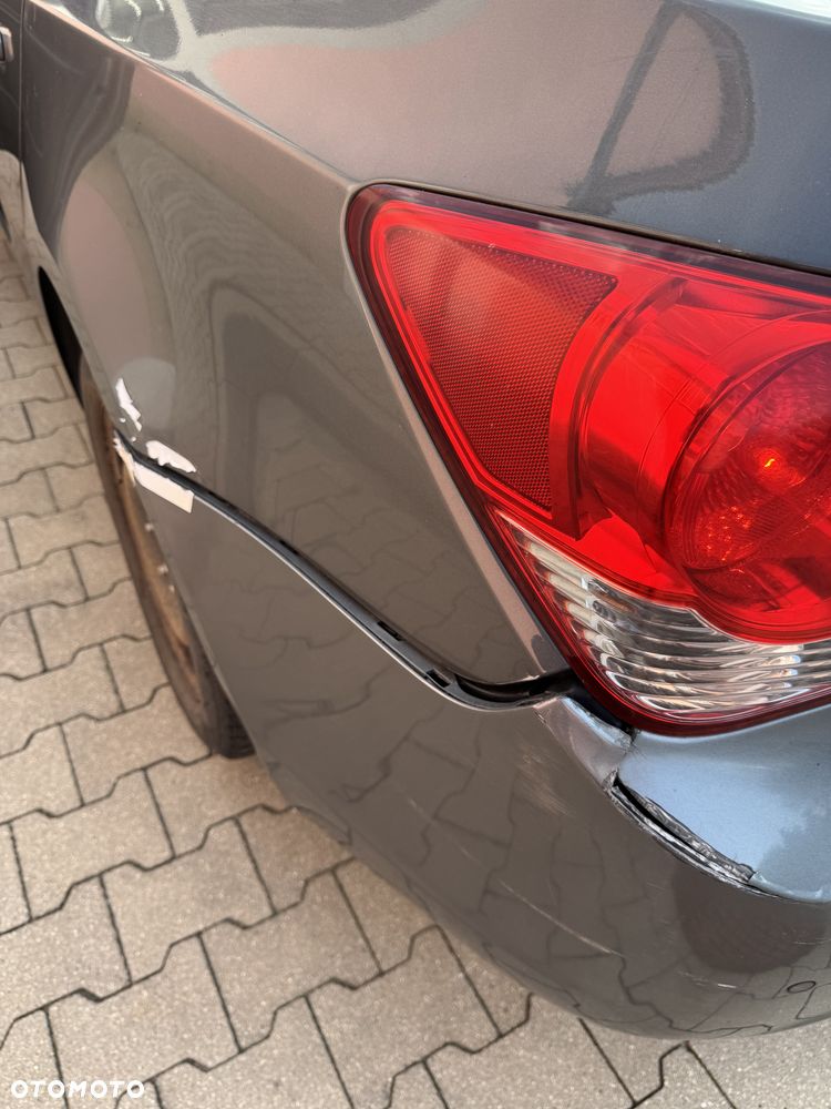 Chevrolet Cruze 2.0 D LT+ - 6