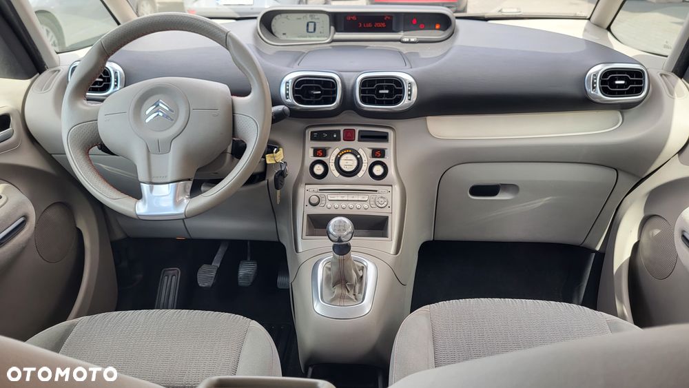 Citroën C3 Picasso 1.4i Exclusive - 9