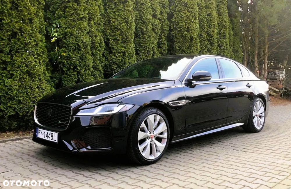 Jaguar XF 2.0 D200 mHEV AWD R-Dynamic SE - 1