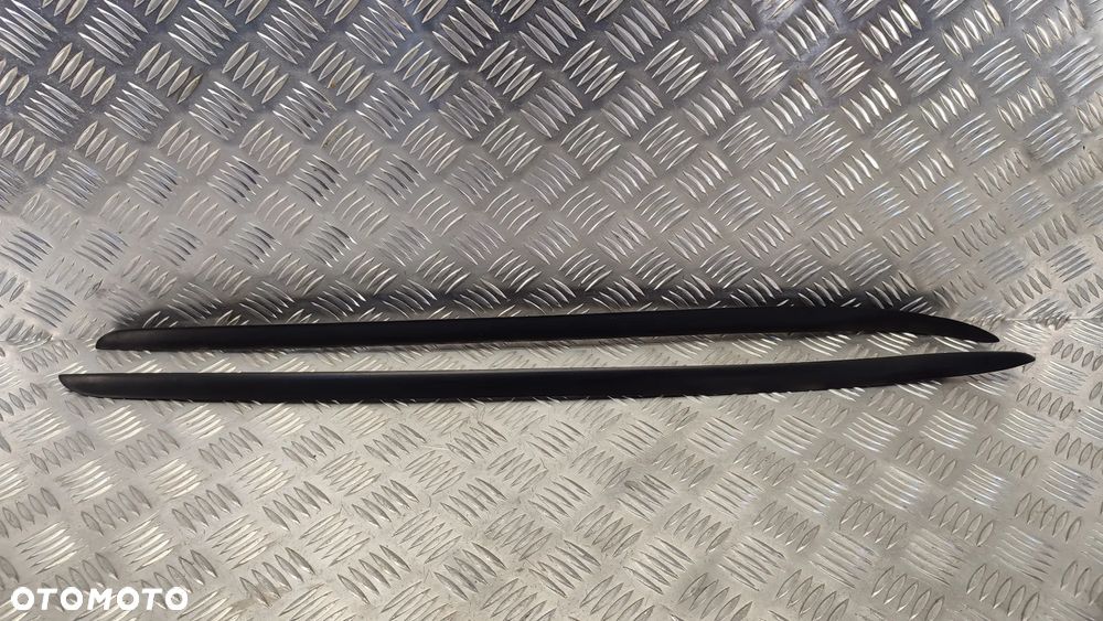 VW TOUAREG 7P 10-18R LISTWA LISTWY USZCZELKI SZYBY CZOLOWEJ LISTWA SZYBY CZOŁOWEJ PRZÓD PRAWA 7P6854328 LEWA 7P6854327 - 1