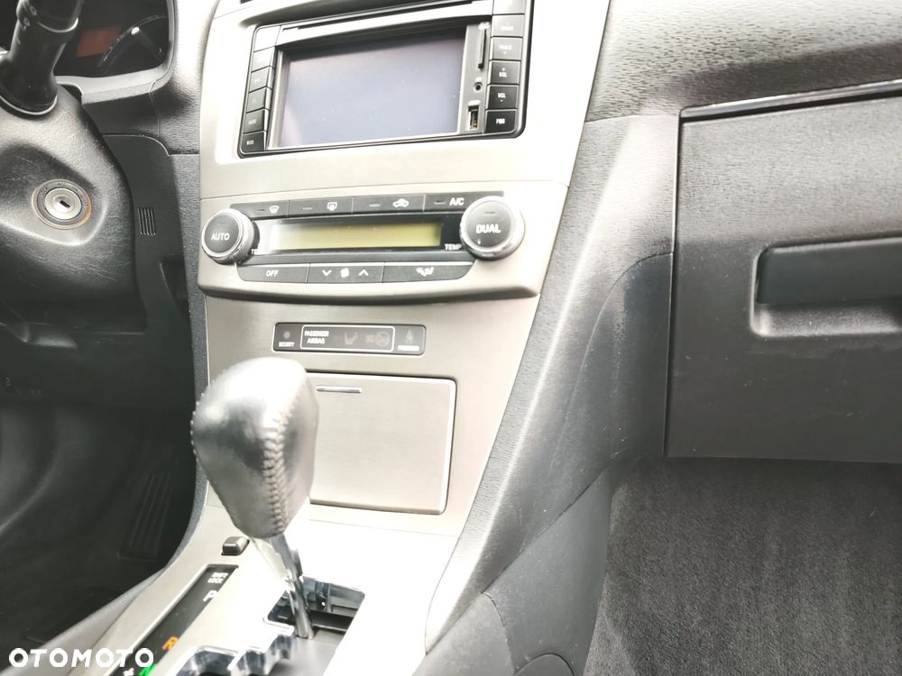 Toyota Avensis 1.8 Multidrive S Comfort - 15