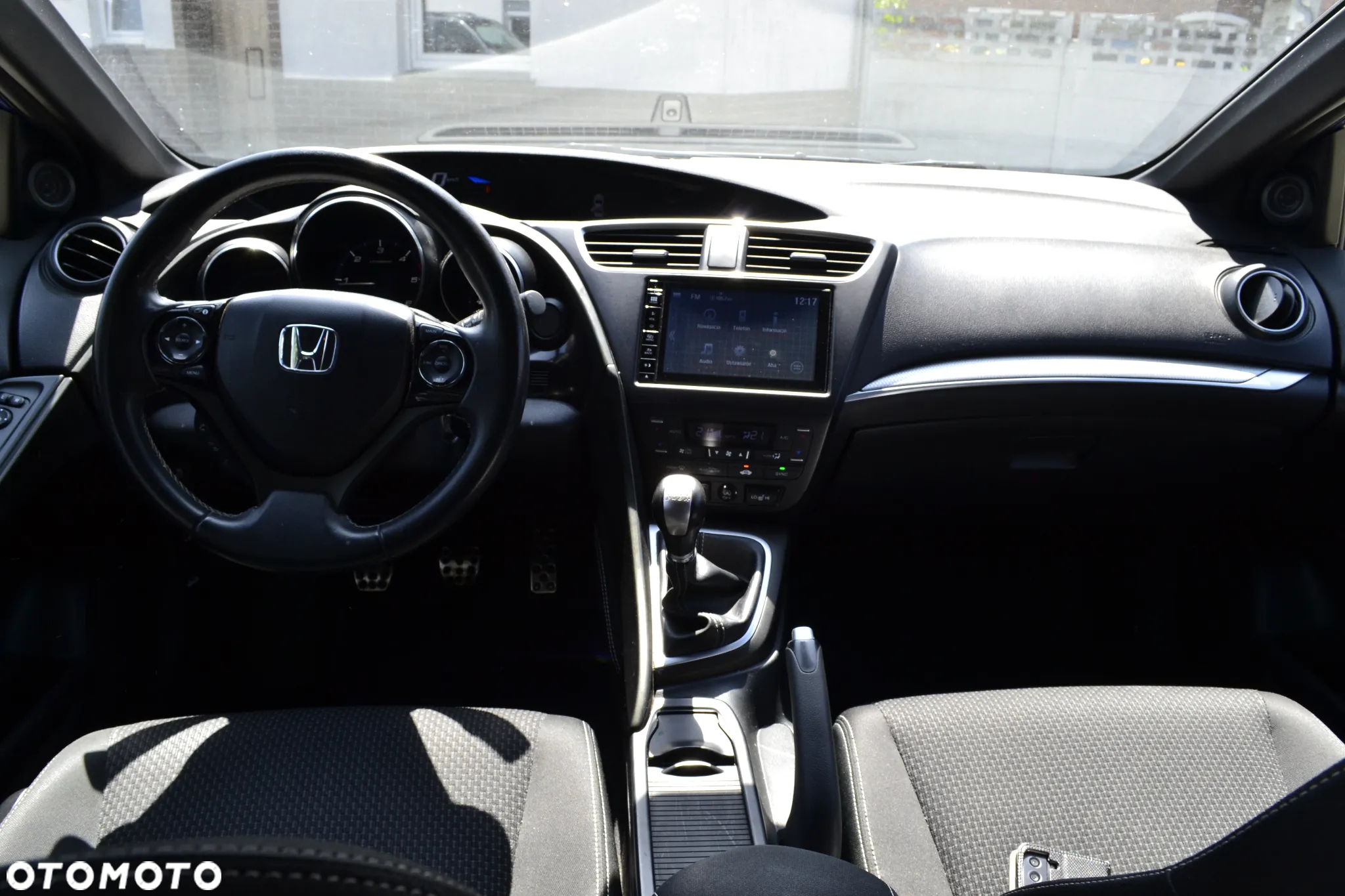 Honda Civic 1.6 i-DTEC Comfort Black Edition - 13