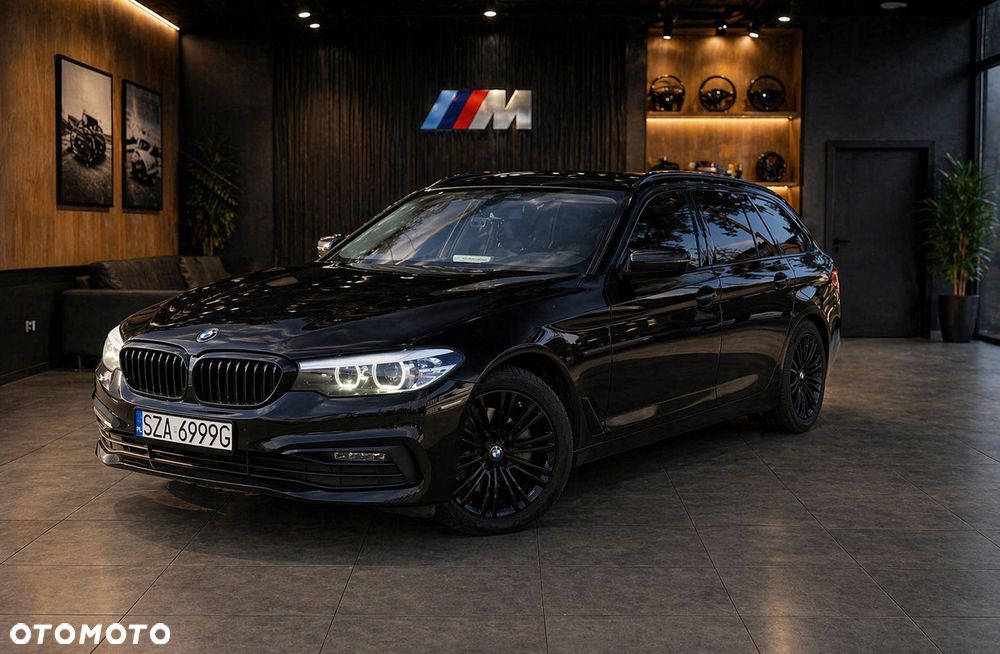 BMW Seria 5 525d xDrive Sport-Aut Luxury Line - 3