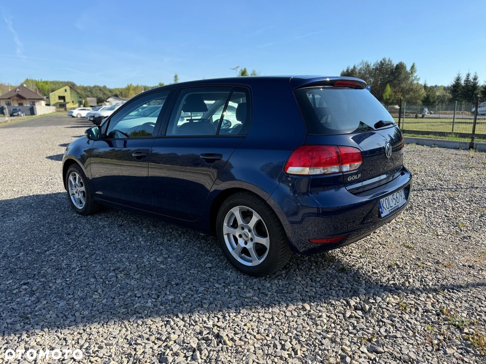Volkswagen Golf - 8