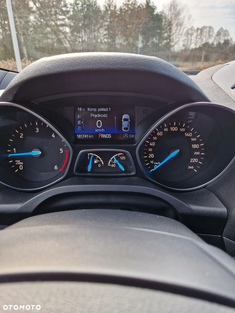 Ford Kuga 2.0 TDCi 4x4 ST-Line - 34