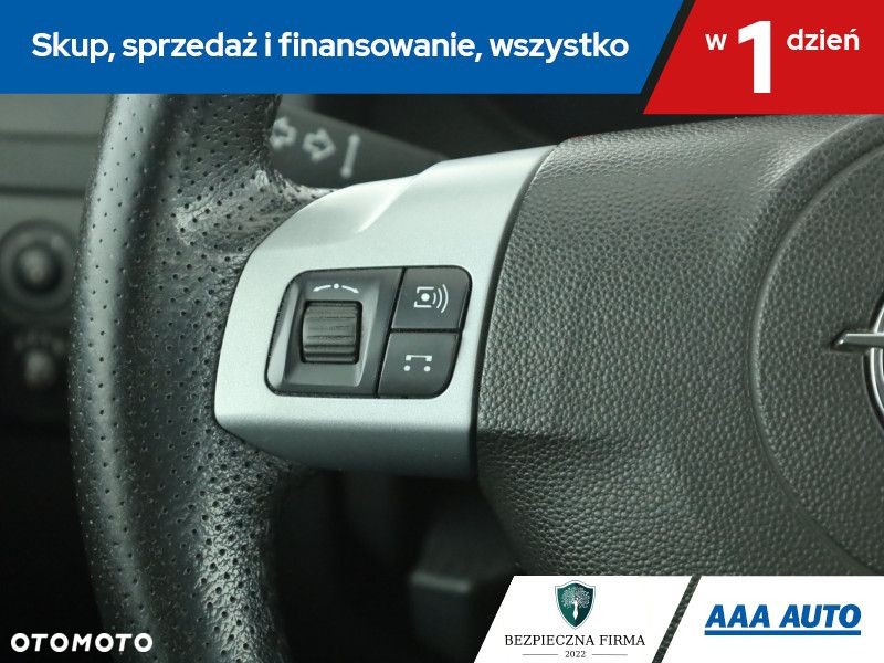 Opel Astra - 17
