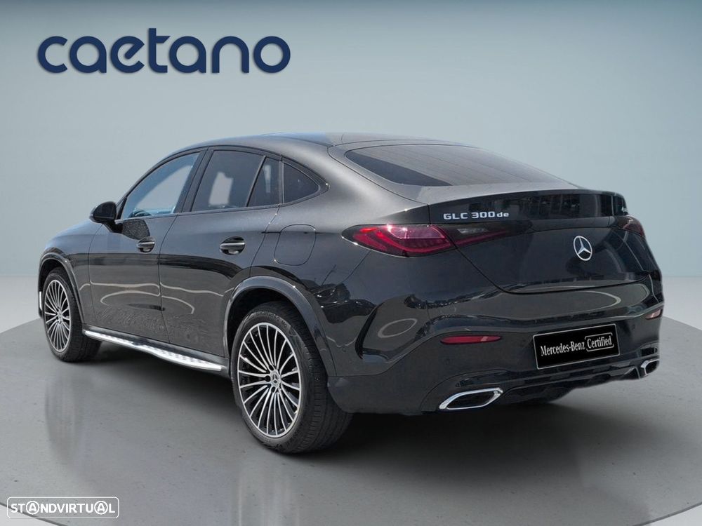 Mercedes-Benz GLC 300 de Coupe 4Matic - 6