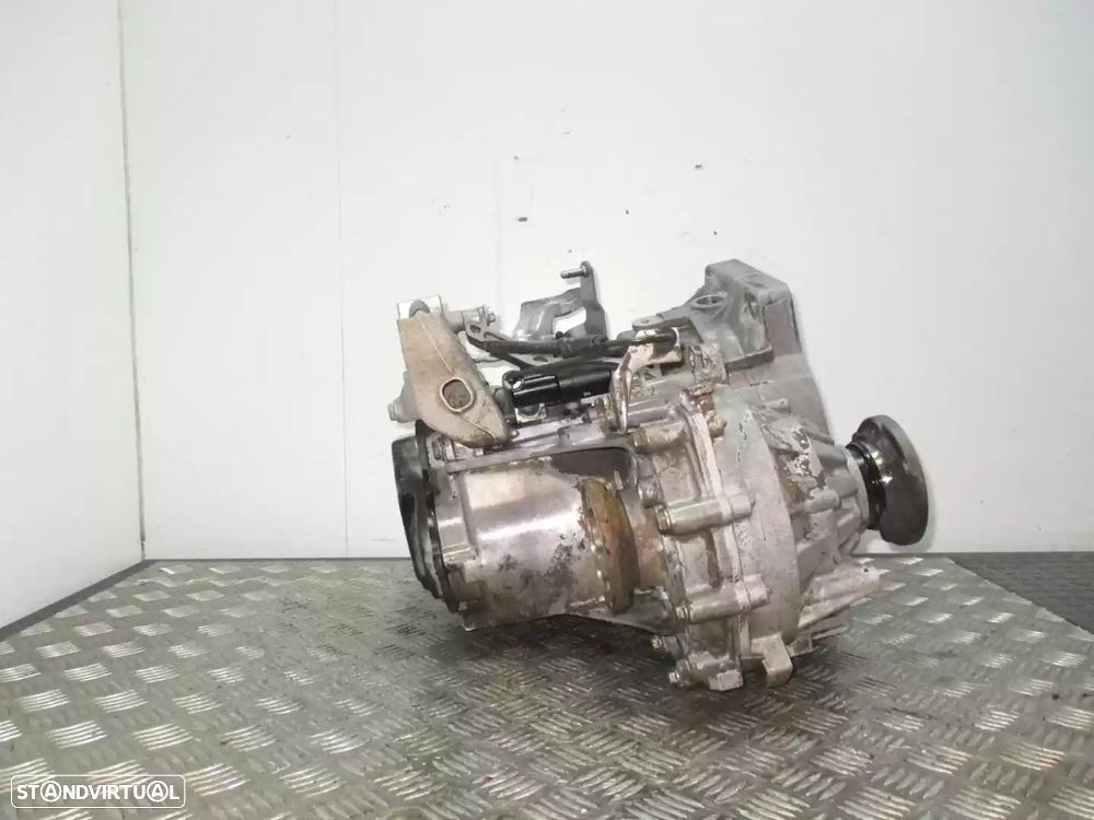 CAIXA VELOCIDADES AUDI A3 2004 -GQQ - 10