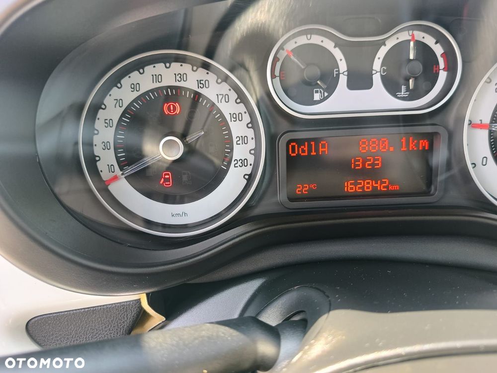 Fiat 500L 1.4 16V Pop - 11
