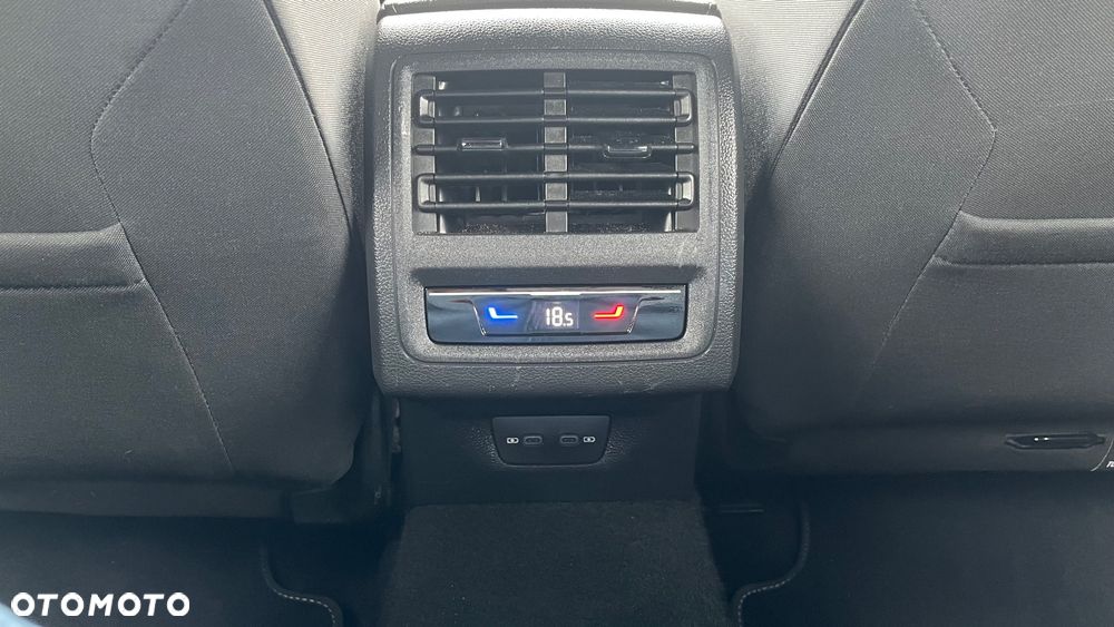 Volkswagen Golf 2.0 TDI GTD DSG - 20