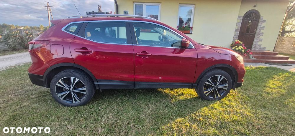 Nissan Qashqai 1.3 DIG-T N-Connecta DCT - 2