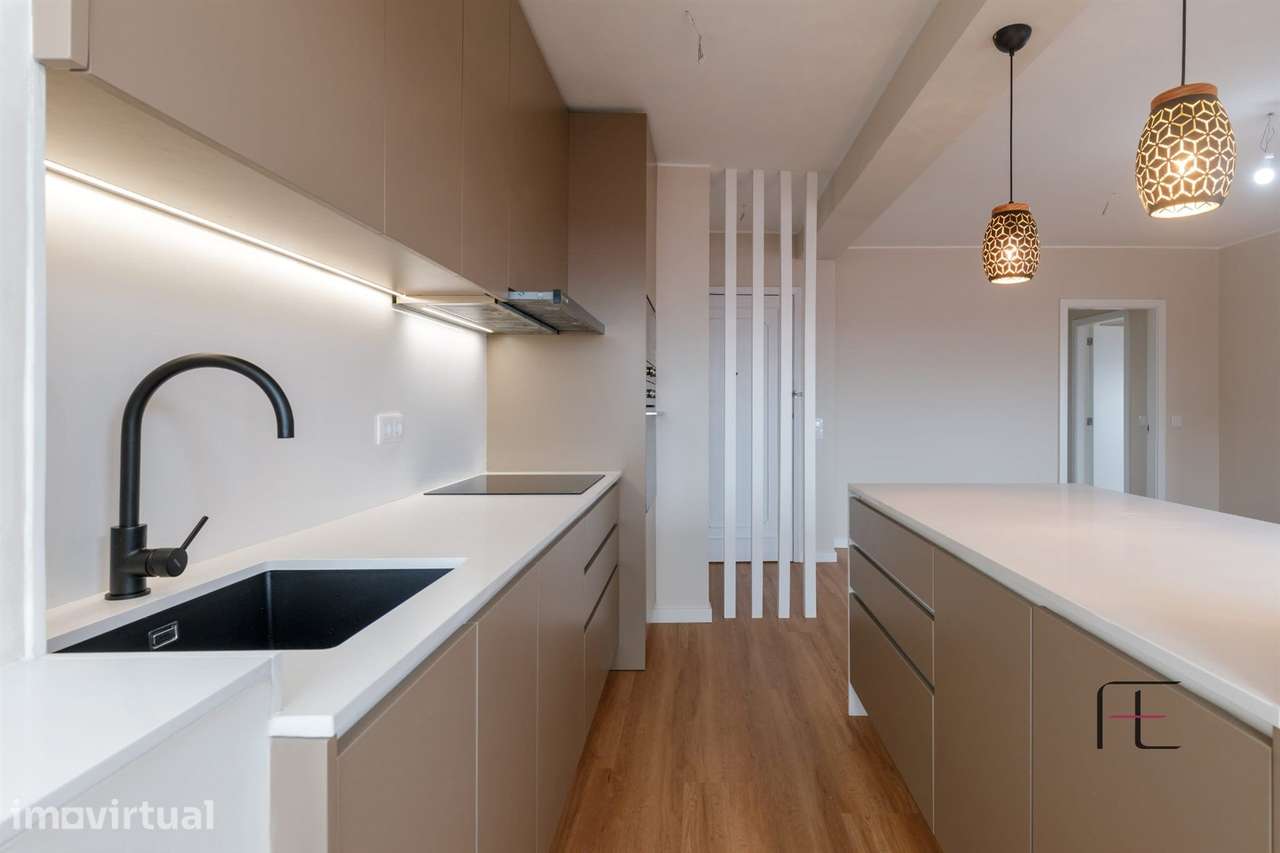 Apartamento T4 Venda em Ramalde,Porto - Grande imagem: 3/25