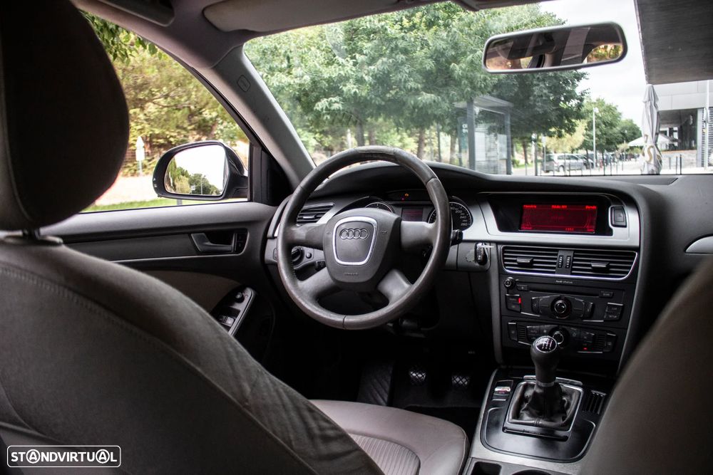 Audi A4 2.0 TDI DPF Ambition - 17