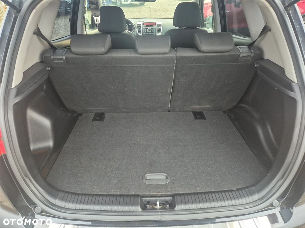 Kia Venga 1.4 CVVT ISG Vision - 20