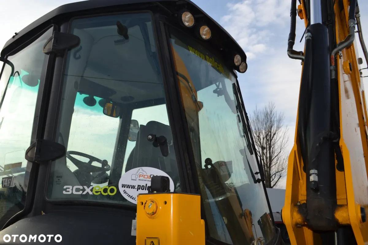JCB 3CX - 12