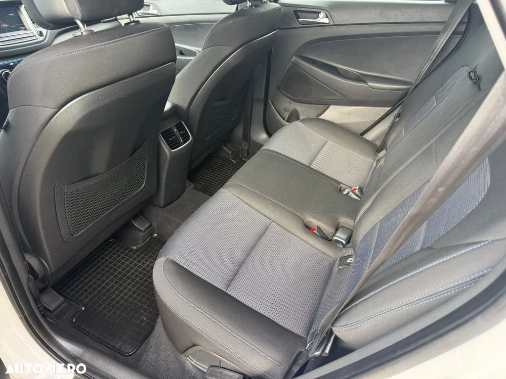 Hyundai Tucson ver-2-0-crdi-4wd-automatik-premium - 10