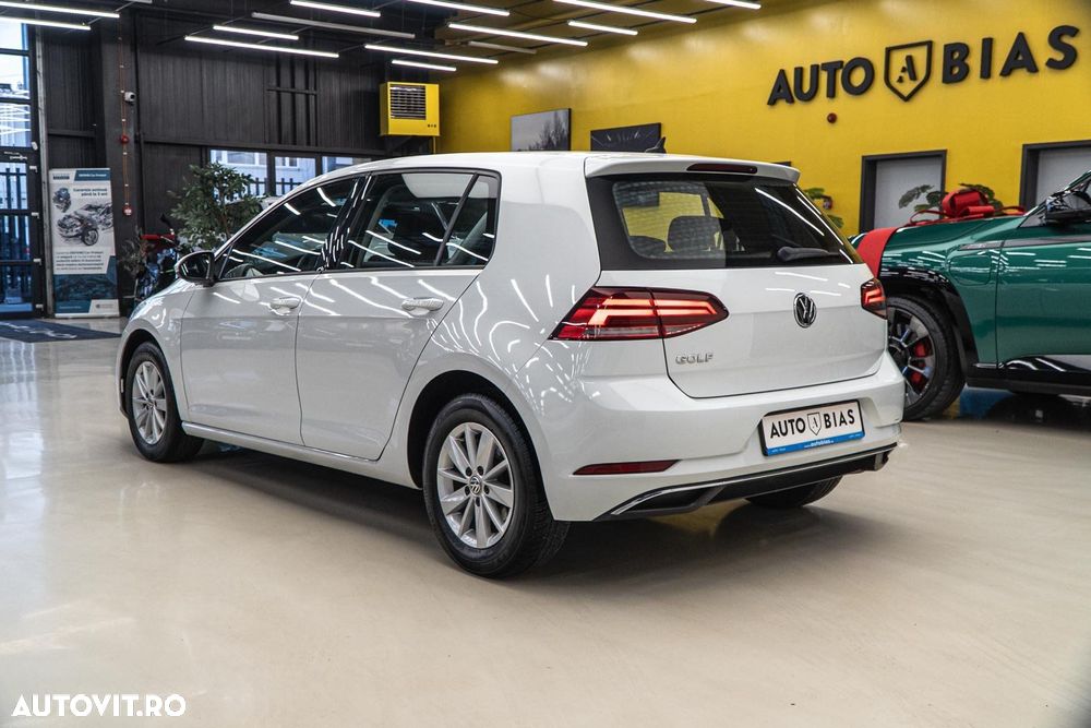 Volkswagen Golf 1.6 TDI (BlueMotion Technology) DSG Comfortline - 6