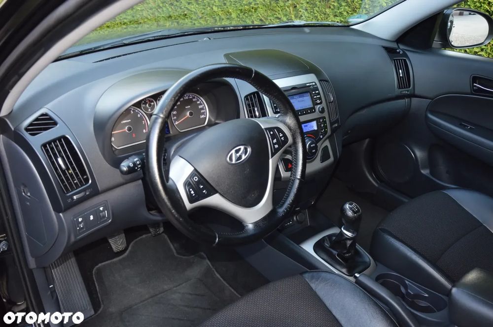 Hyundai i30 1.4 Edition Plus - 10