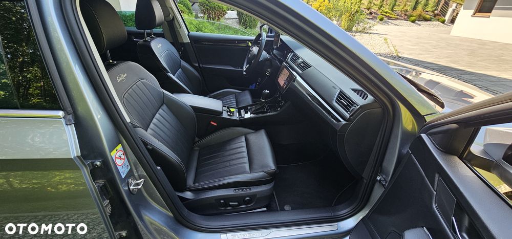 Skoda Superb 2.0 TSI 4x4 L&K DSG - 14