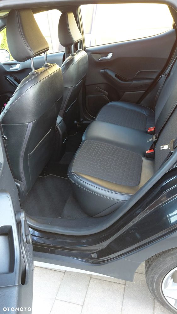 Ford Fiesta 1.0 EcoBoost S&S ACTIVE COLOURLINE - 12